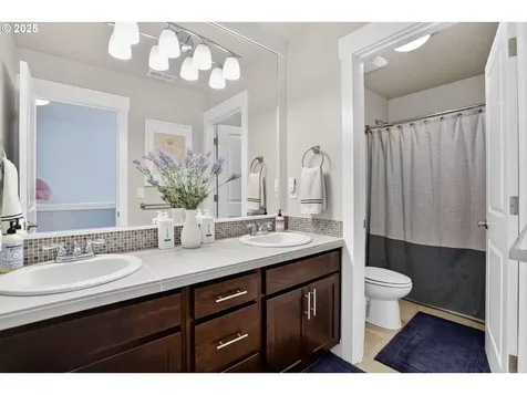 3968 NW 3rd Avenue Hillsboro OR 97124