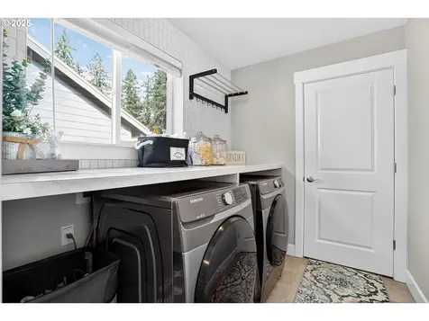 3968 NW 3rd Avenue Hillsboro OR 97124