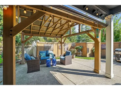 3968 NW 3rd Avenue Hillsboro OR 97124
