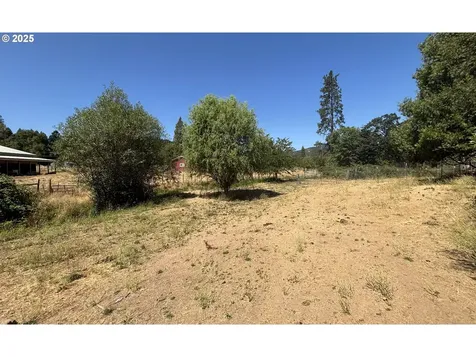 1931 Sleepy Hollow Loop Grants Pass OR 97527