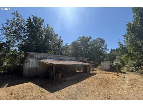 1931 Sleepy Hollow Loop Grants Pass OR 97527