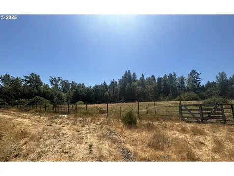 1931 Sleepy Hollow Loop Grants Pass OR 97527