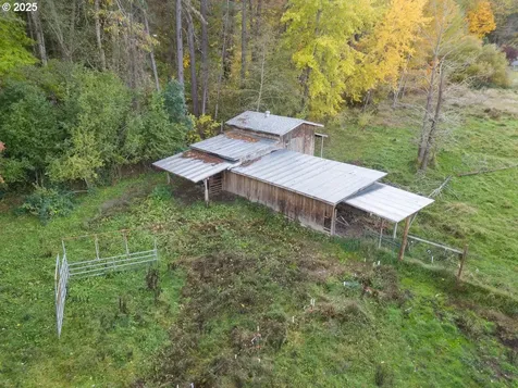 1931 Sleepy Hollow Loop Grants Pass OR 97527