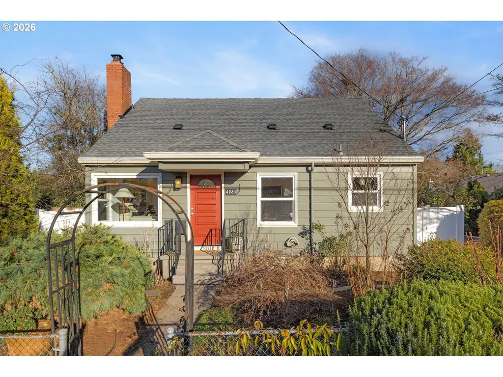 4231 SE Long Street Portland OR 97206