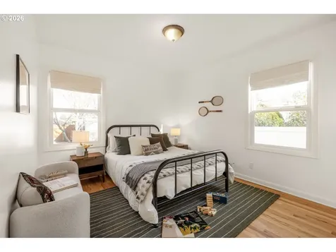 4231 SE Long Street Portland OR 97206
