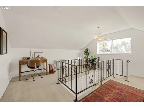 4231 SE Long Street Portland OR 97206