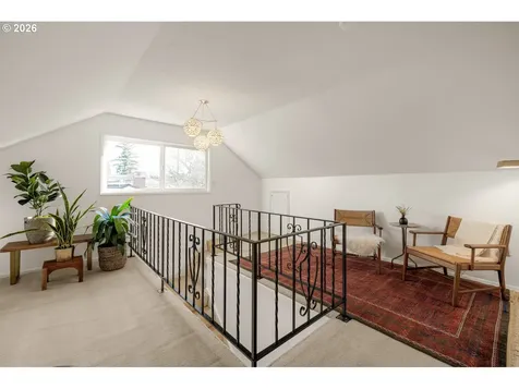 4231 SE Long Street Portland OR 97206