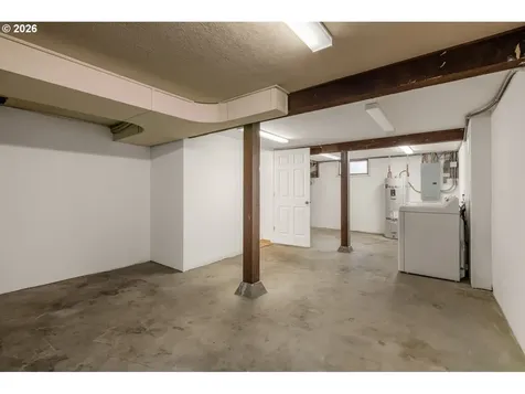 4231 SE Long Street Portland OR 97206