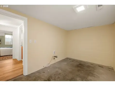 4231 SE Long Street Portland OR 97206