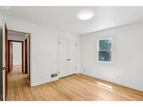1816 N Jarrett Street Portland OR 97217