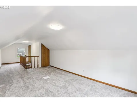 1816 N Jarrett Street Portland OR 97217