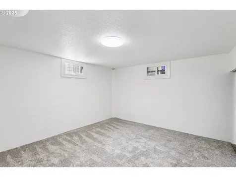 1816 N Jarrett Street Portland OR 97217