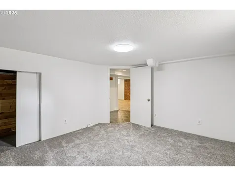 1816 N Jarrett Street Portland OR 97217
