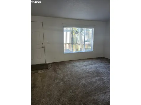 4875 NE Wyoming Circle Salem OR 97305