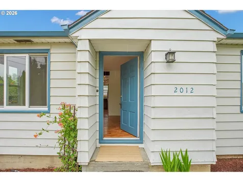 2012 E 33rd Street Vancouver WA 98663