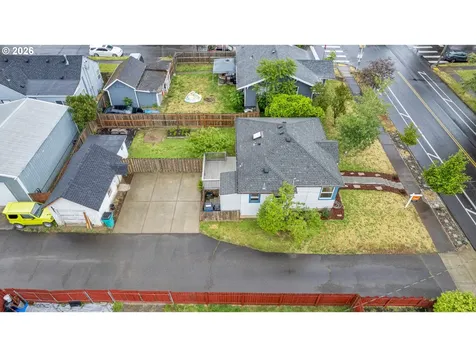 2012 E 33rd Street Vancouver WA 98663