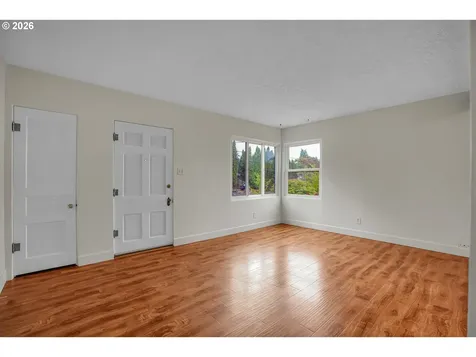 2012 E 33rd Street Vancouver WA 98663