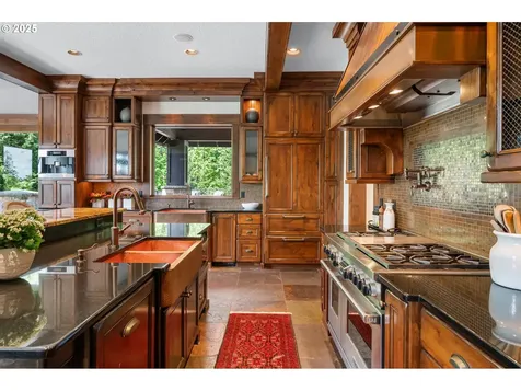 7927 NW Hawkins Boulevard Portland OR 97229