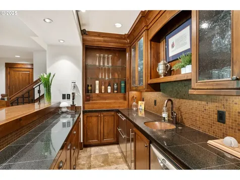7927 NW Hawkins Boulevard Portland OR 97229