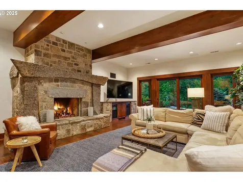 7927 NW Hawkins Boulevard Portland OR 97229