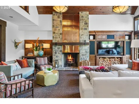 7927 NW Hawkins Boulevard Portland OR 97229