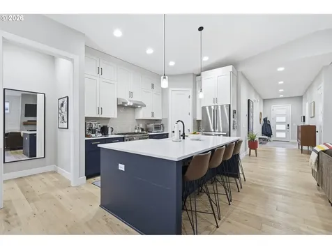 7446 SW 80th Terrace Portland OR 97223