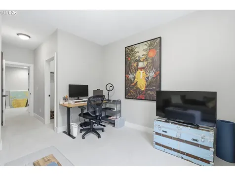 7446 SW 80th Terrace Portland OR 97223