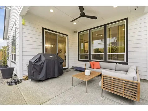 7446 SW 80th Terrace Portland OR 97223