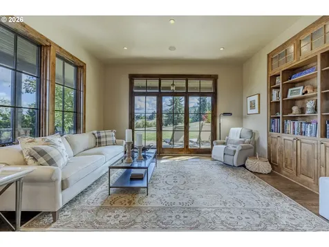 27520 Erickson Road Eugene OR 97402