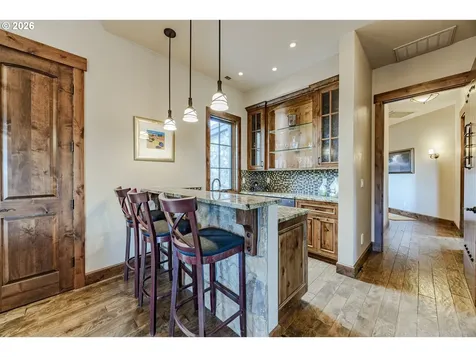 27520 Erickson Road Eugene OR 97402