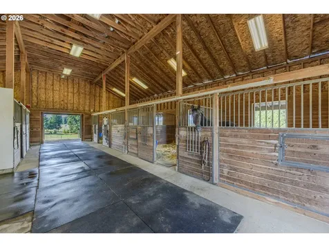 27520 Erickson Road Eugene OR 97402