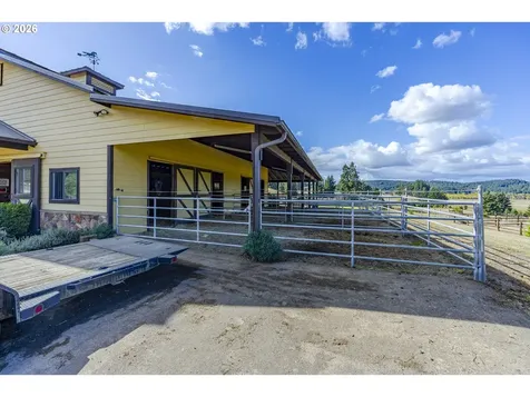 27520 Erickson Road Eugene OR 97402