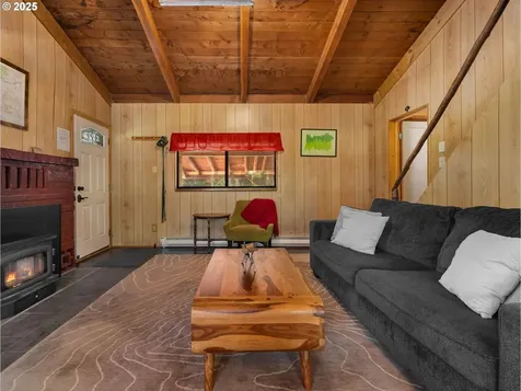 66655 E Barlow Trail Road Rhododendron OR 97049