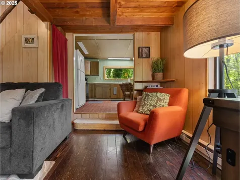 66655 E Barlow Trail Road Rhododendron OR 97049