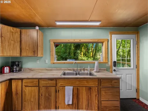 66655 E Barlow Trail Road Rhododendron OR 97049