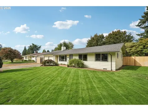 142 NE 11th Avenue Canby OR 97013