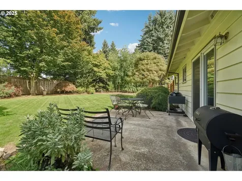 142 NE 11th Avenue Canby OR 97013