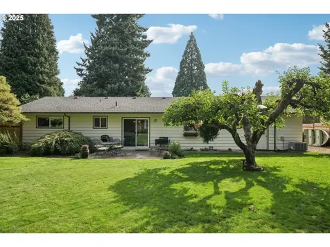 142 NE 11th Avenue Canby OR 97013
