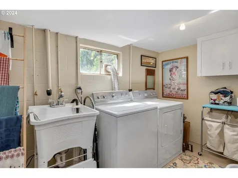 33305 SE Hurlburt Road Corbett OR 97019