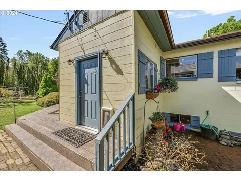 33305 SE Hurlburt Road Corbett OR 97019