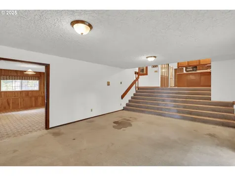 2105 SE 132nd Court Vancouver WA 98683