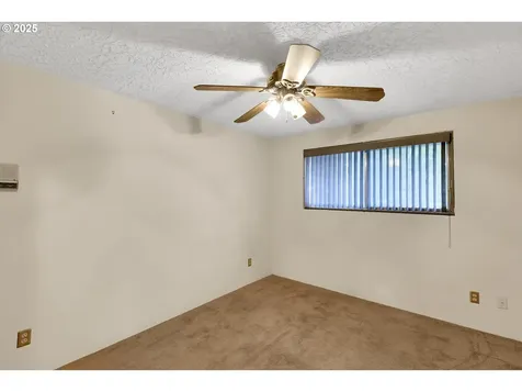 2105 SE 132nd Court Vancouver WA 98683