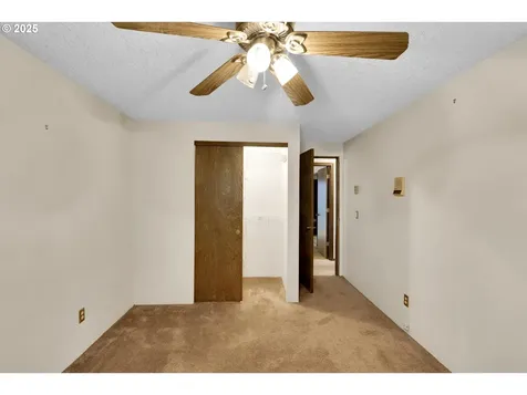 2105 SE 132nd Court Vancouver WA 98683