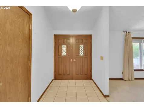 2105 SE 132nd Court Vancouver WA 98683