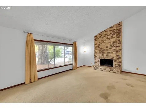 2105 SE 132nd Court Vancouver WA 98683