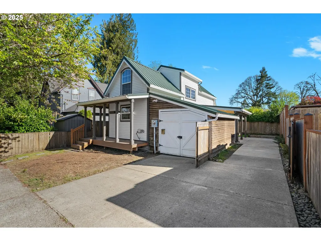 1832 18th Avenue Forest Grove OR 97116
