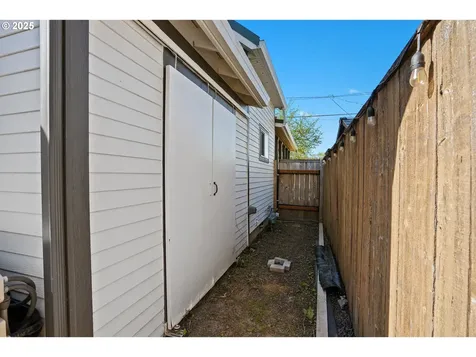 1832 18th Avenue Forest Grove OR 97116