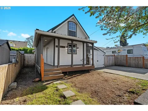 1832 18th Avenue Forest Grove OR 97116