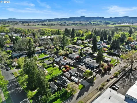 1832 18th Avenue Forest Grove OR 97116