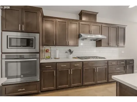 1079 Vista Oaks Drive Forest Grove OR 97116